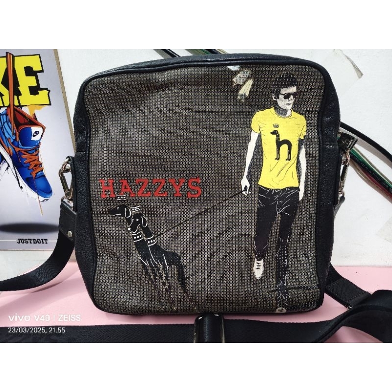 Tas Sling Selempang Hazzys ORI Preloved