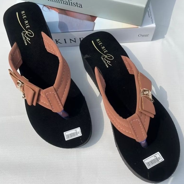 COD Sandal jepit Wanita// Wedges Spon Pita pinggir