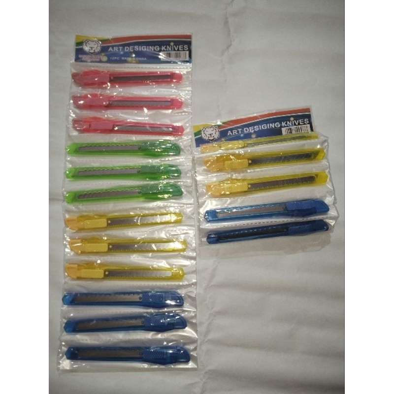 

Cutter Kecil Renceng (Isi 12pcs)