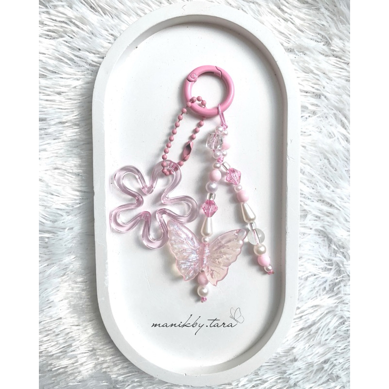 Gantungan tas manik || Bag charm aesthetic pink
