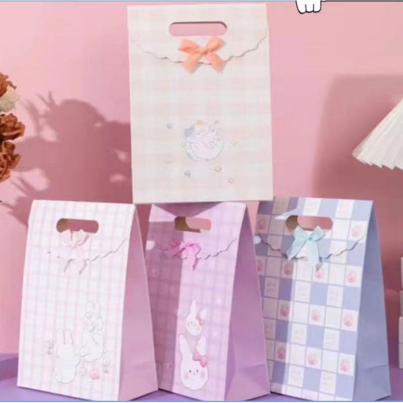 

PAPERBAG AMPLOP - TAS KADO AMPLOP - UKURAN KECIL