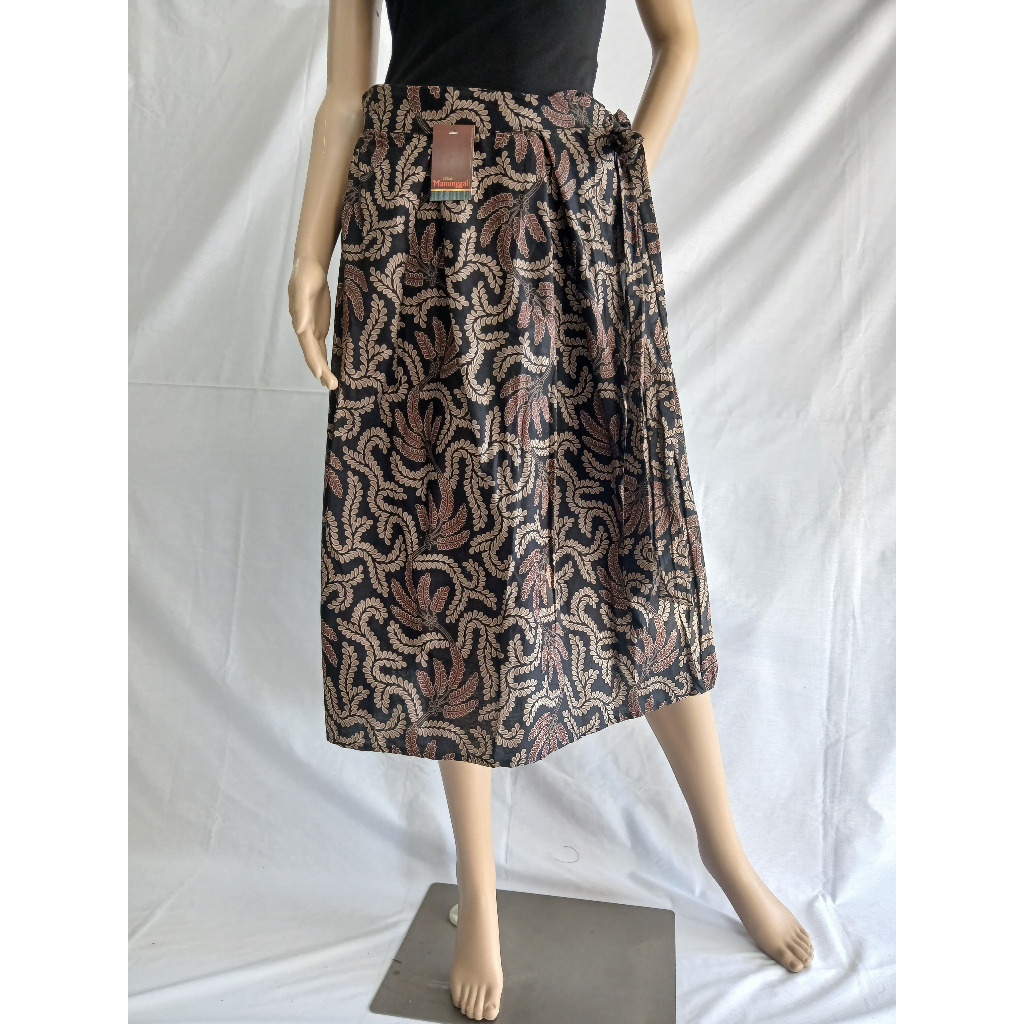 Rok Wanita Batik Modern Pendek