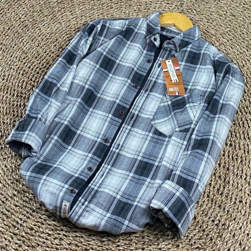 Kemeja flanel hitam / kemeja dark brown/ flanel coklat hitam/ kemeja flanel grey / kemeja merah maru