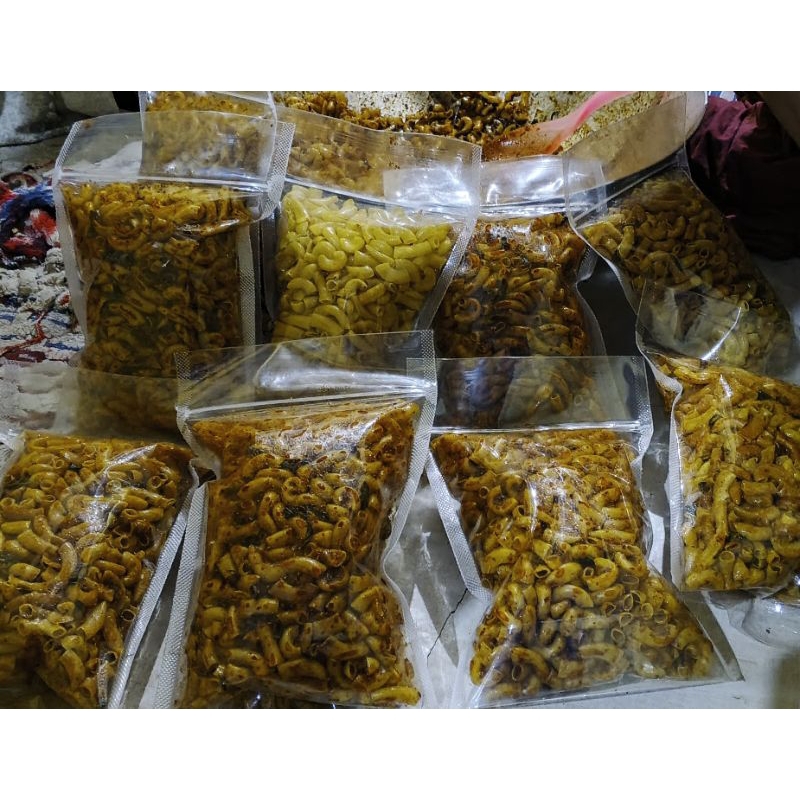 

Makaroni cikeruh pedas gurih berpariasi rasa(350grm)
