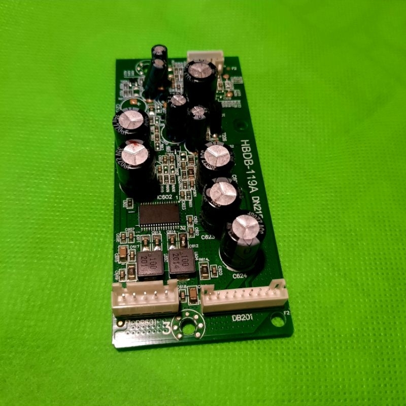 CONVERTER SOUNDBAR BEKAS TV POLYTRON PLD 32B1551 ORIGINAL. KONDISI 99%