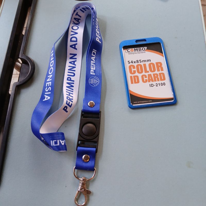 

Tali KTA Lanyard PERADI BIRU (Bahan Boleh diadu) PROMO BONUS MASKER ADVOKAT*