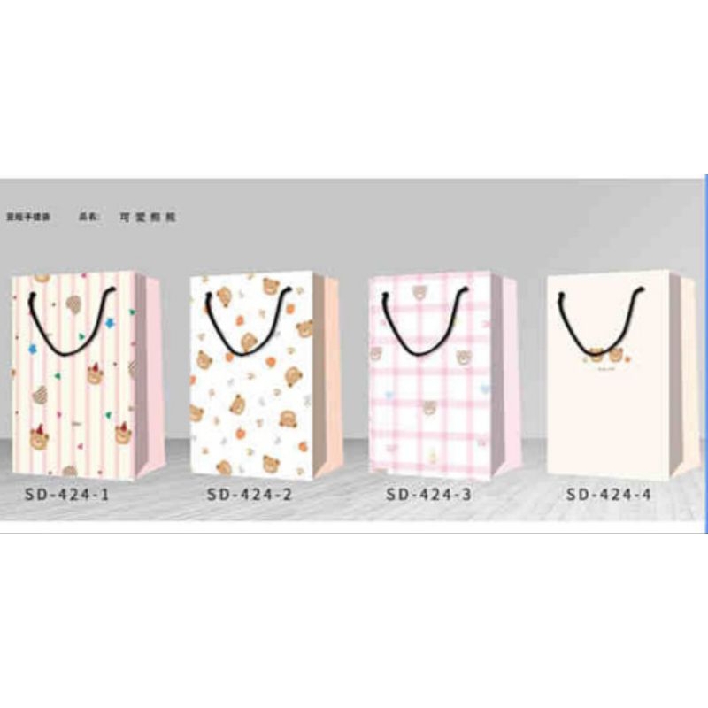 

PAPERBAG TALI - TAS KADO - UKURAN TANGGUNG