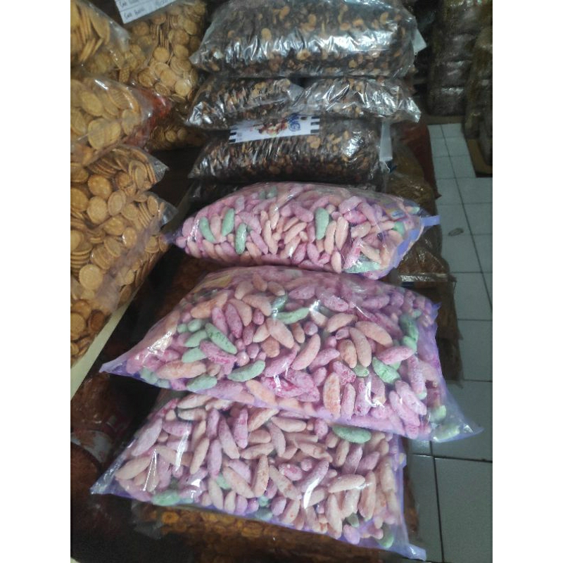 

[400gr] GETAS TAI KUCING/DONAT/ JAAJAN LEBARAN/ JAJAN KEKINIANkemasan 400gr (manis)