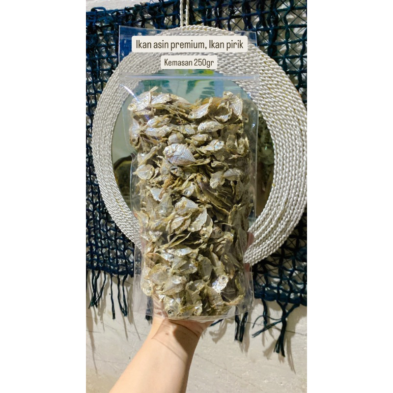 

ikan asin ikan pirik | ikan pirik kering 100gr
