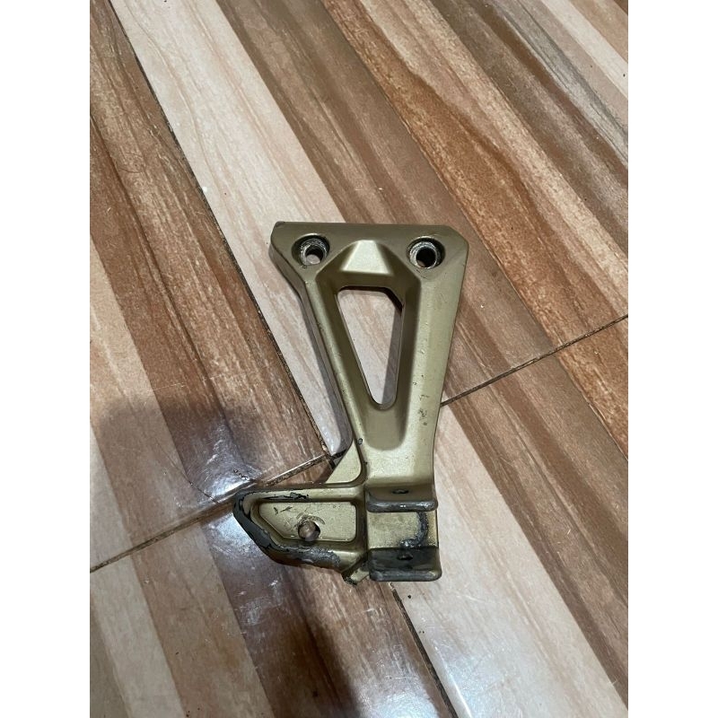 postep kanan Revo absolute bekas