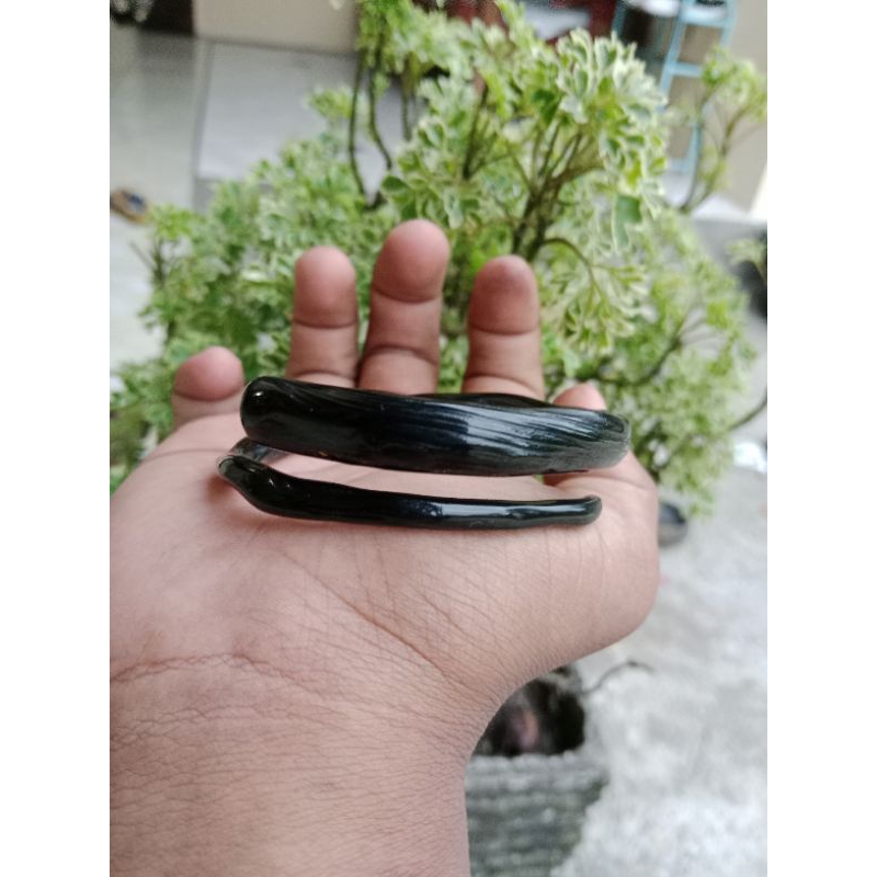gelang akar bahar hitam berserat
