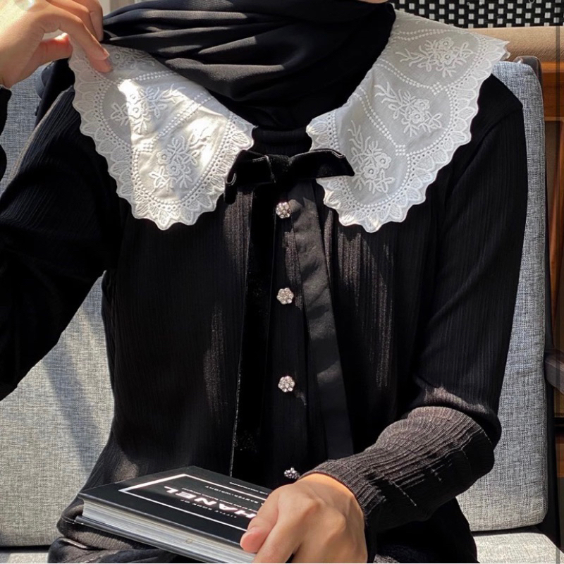 black knit top by qord.official (Preloved)