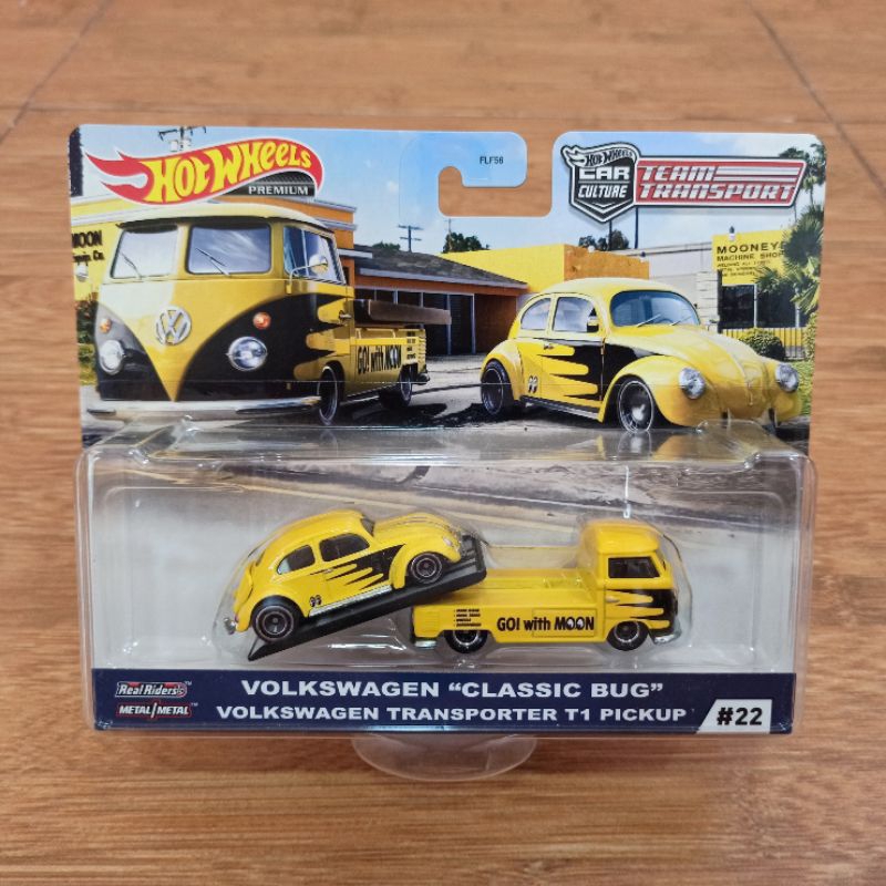 Diecast Hot Wheels Team Transport VW Volkswagen Bug Transporter T1 Pickup Bus Mooneyes