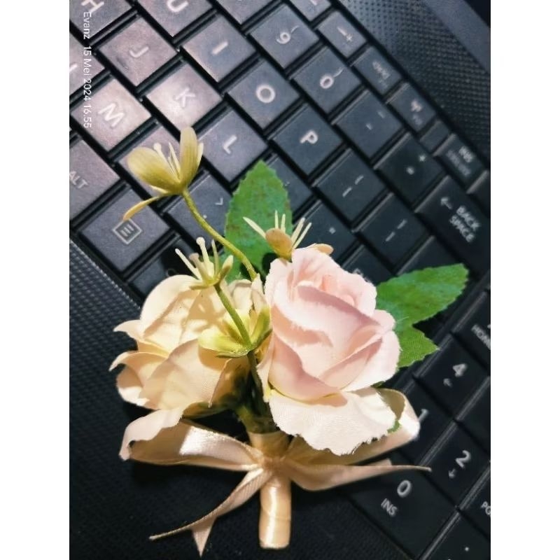 Korsase / Bunga jas Pengantin Pria/ Aksesoris wedding/ Corsage /Bros Jas Bunga Pengantin