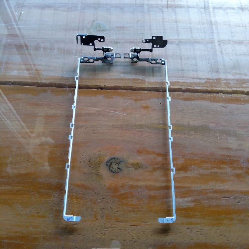 engsel laptop hp 17 by3005tu