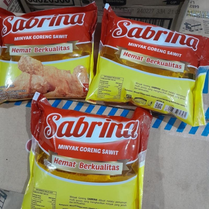 

minyak goreng sabrina 450ml