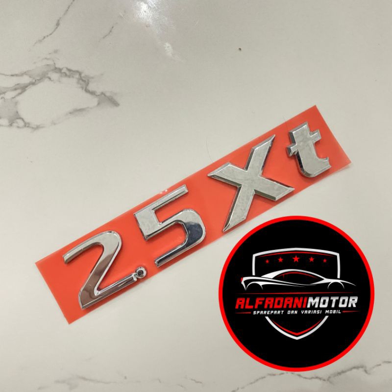 Emblem 2.5XT 2.5 XT Nissan Xtrail X-Trail ORIGINAL.