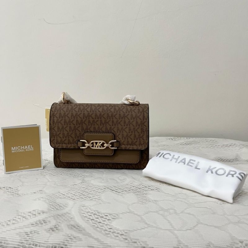 [Michael Kors] Heather Extra-Small Logo Crossbody Bag - Warna Husk | Tas Mini Trendy  (NEW)