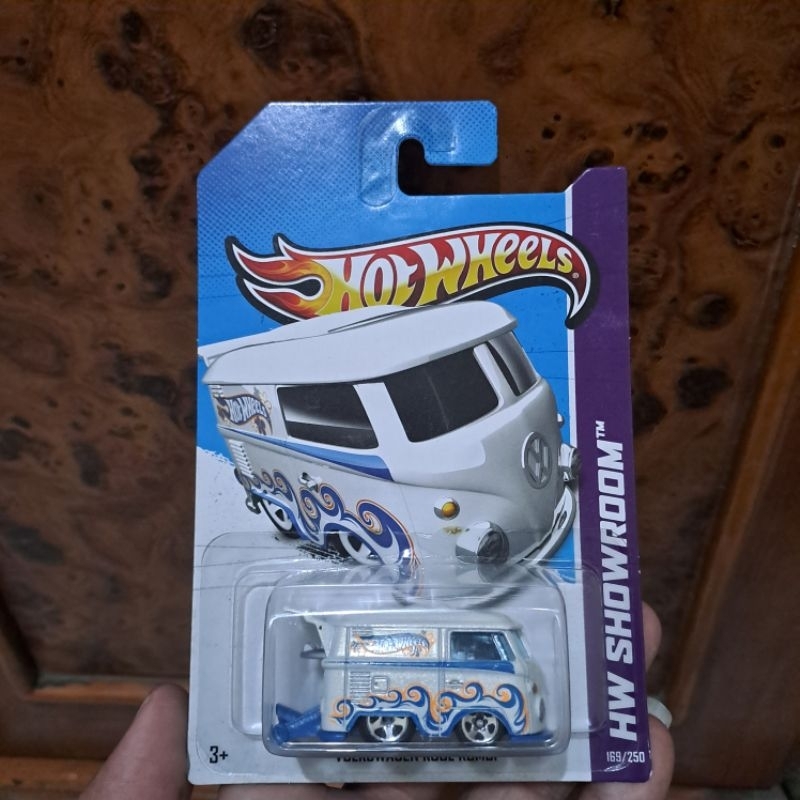 Hot Wheels Cool Combi Ombak White