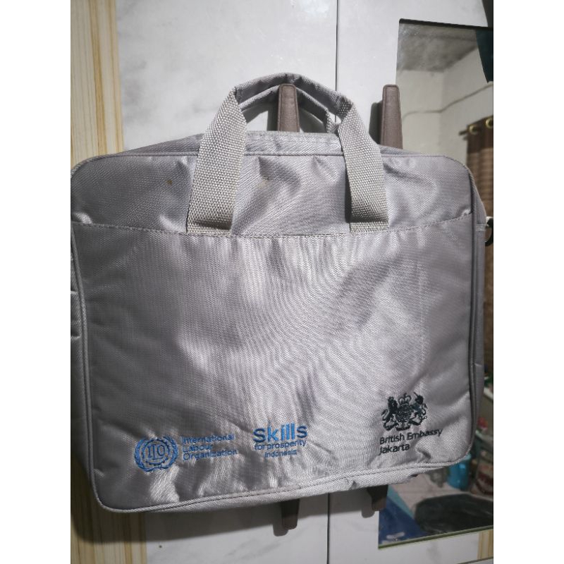 Tas Buat Laptop / Kerja