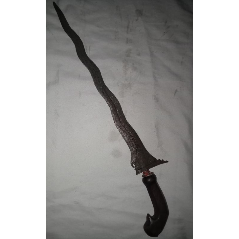 Keris Pamengkang Jagat Pamor Singkir