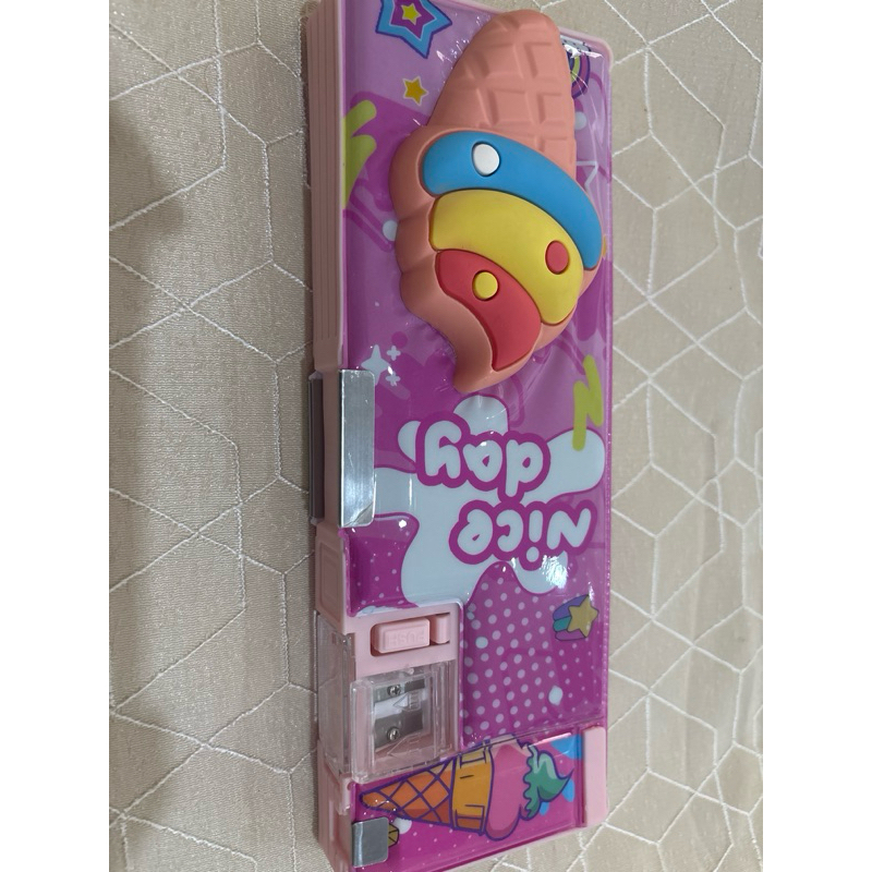 

kotak pensil ice cream