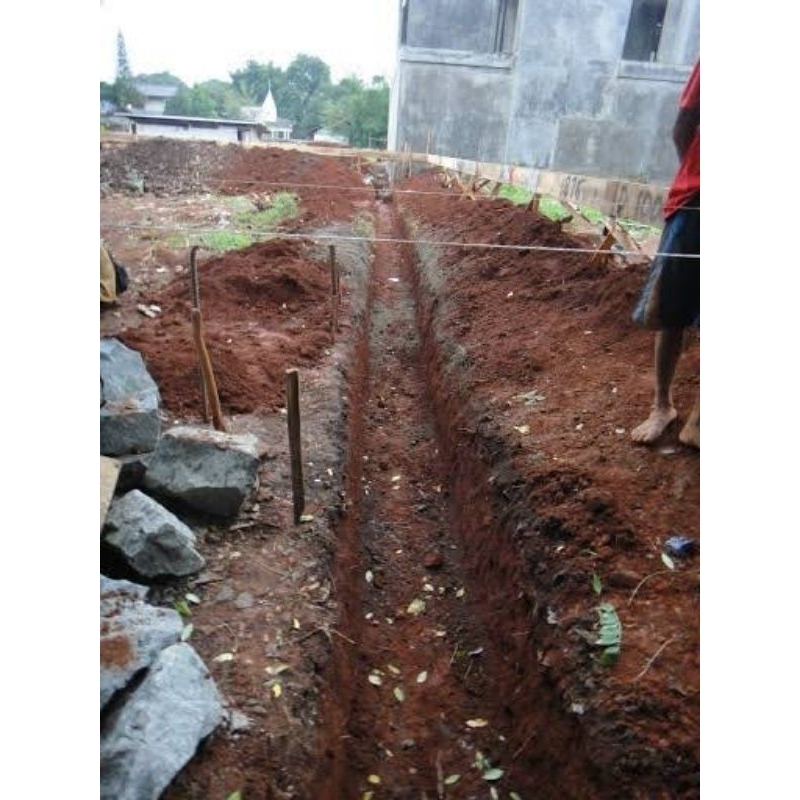 tukang gali pondasi / cakar ayam