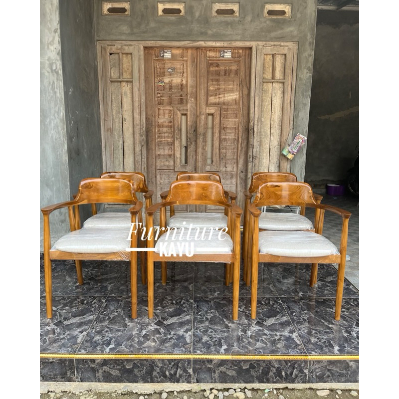 kursi cafe Hiroshima kayu jati, kursi cafe kayu jati, kursi makan cafe kayu jati