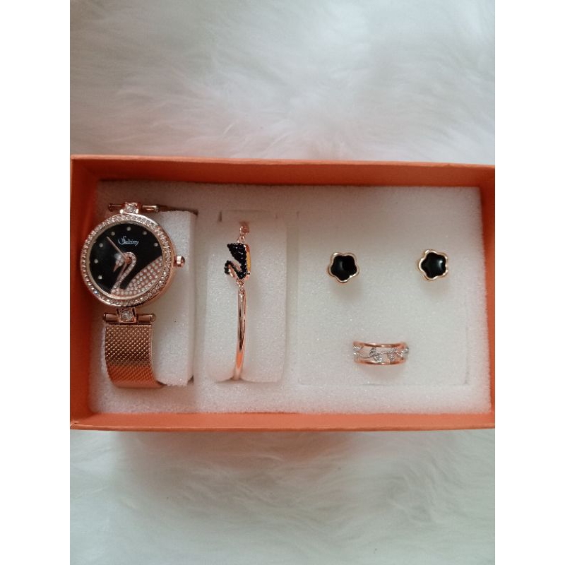 Hampers Cewe , Kado Ultah, Kado anniversary