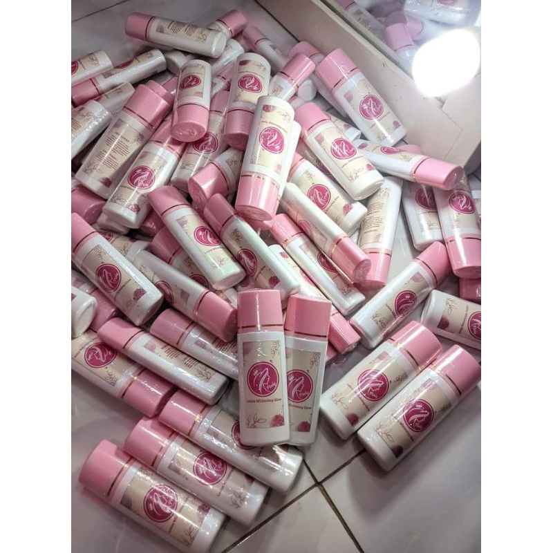 Lotion dosting pinky