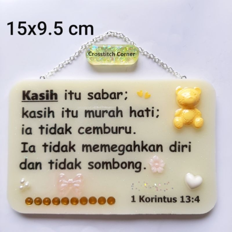 Pajangan dinding resin ayat alkitab