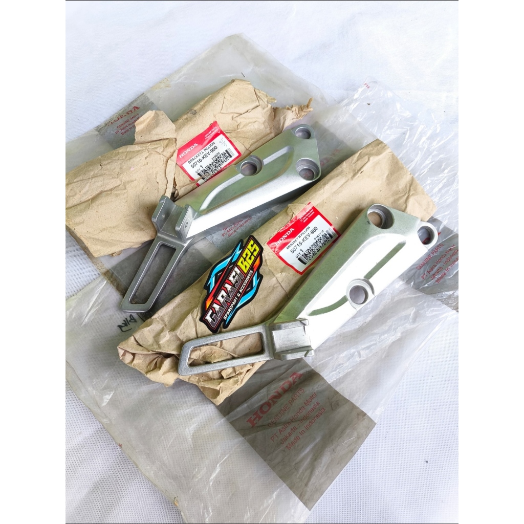 50715/50716-KEV-900 bracket pillion dudukan footstep belakang kanan kiri supra x supra fit original 
