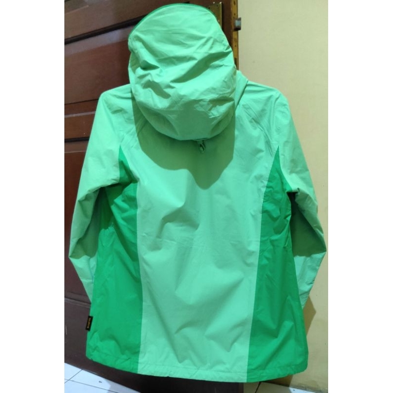 Jack Wolfskin gorpcore outdoor jacket