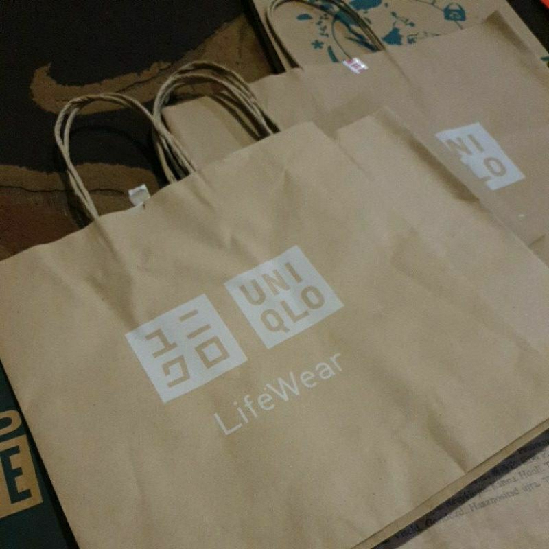 

Paper Bag Original Uniqlo