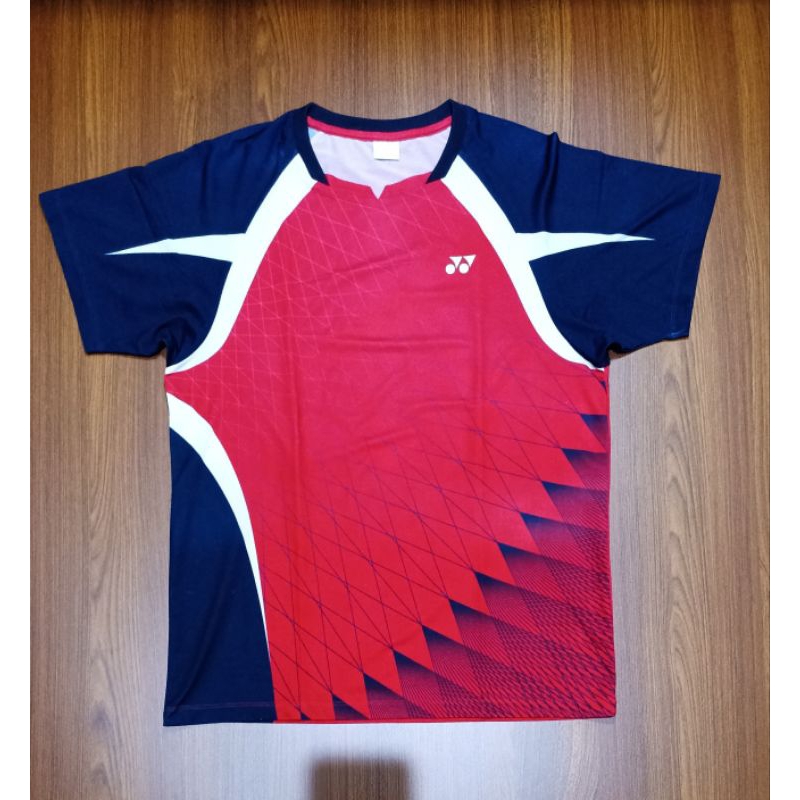 kaos yonex, kaos badminton merah motif sayap M