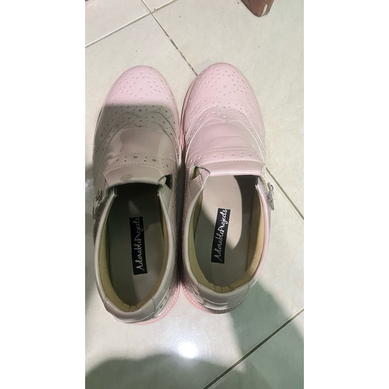preloved sepatu adorable project