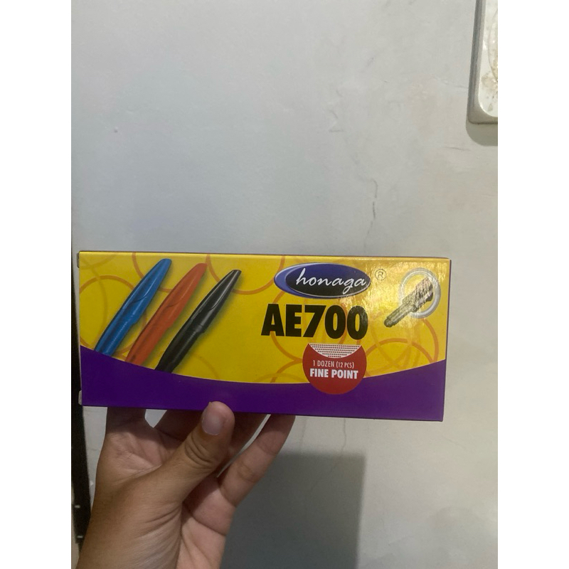 

pulpen bulpen bolpoint honaga e700 hitam 1 pack