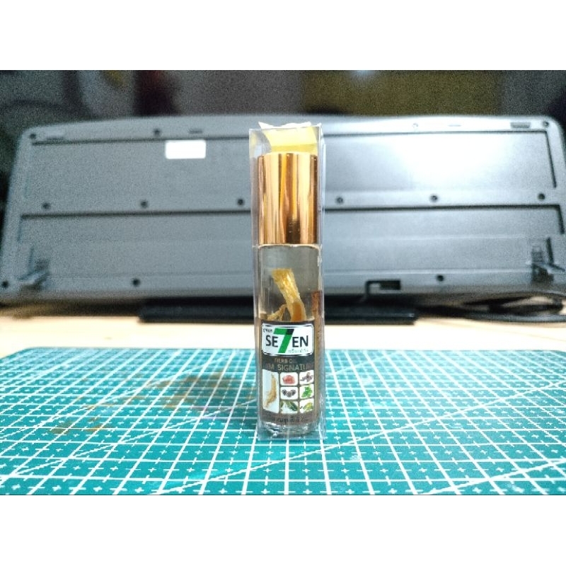 Minyak Angin Green 7 Herb Oil Balm Siam Signature Original Green Se7en Thailand 8ml