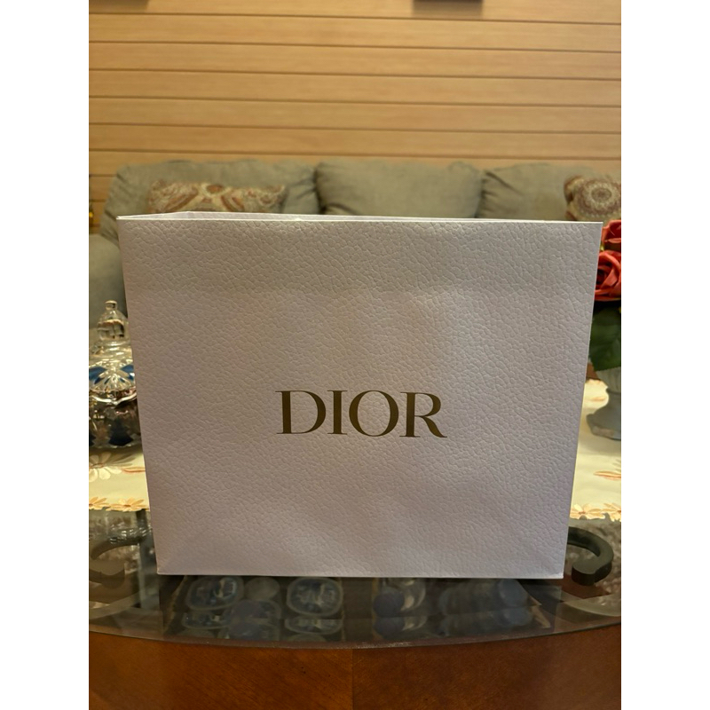 

PELUNASAN PAPPER BAG DIOR