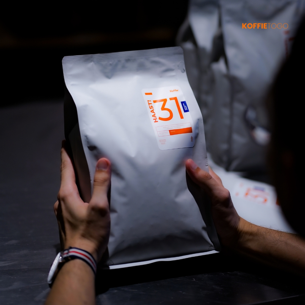 

KOFFIE TO GO - Biji Kopi Espresso: HAAST! 31