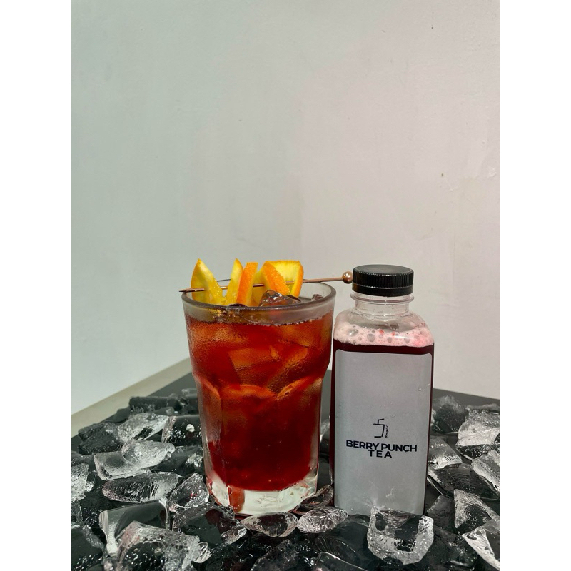 

Sober varian berry punch tea