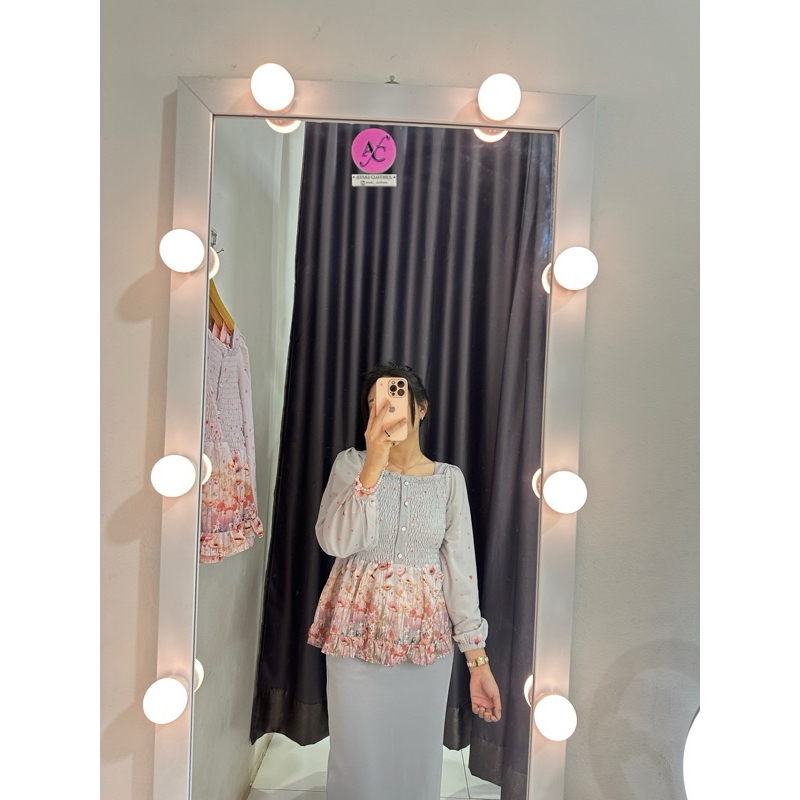 Blouse Wanita Kerut Sabrina Import Motif Bunga