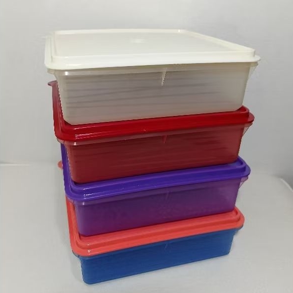 Sale Tupperware Snack Stor