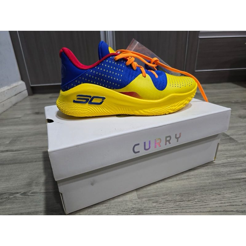 Sepatu Basket unisex UNDER ARMOUR CURRY 4 LOW FOLTRO 3026620-400