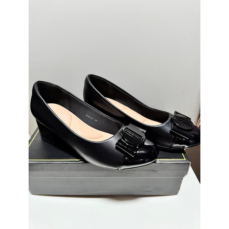 Tomaz Wedges Woman Shoes made in Malaysia