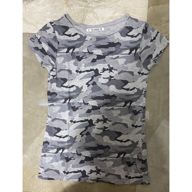 baju loreng pull&bear