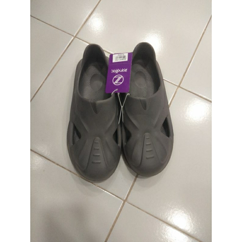 B SEPATU SANDAL PRIA ZANDILAC TERBARU