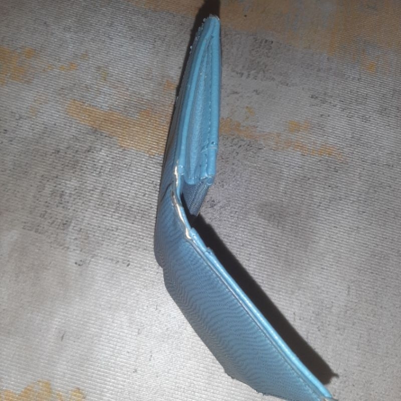 preloved dompet fossil