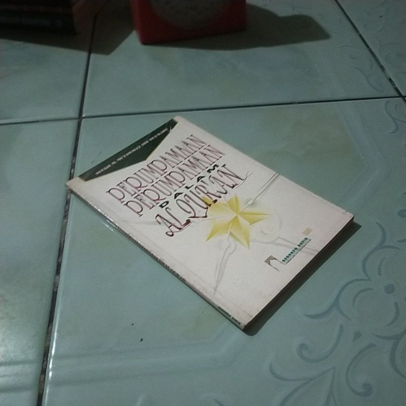 buku PERUMPAMAAN PERUMPAMAAN DALAM AL'QURAN