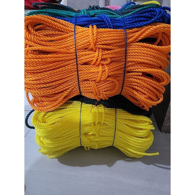

tali siap potong / tali meteran / tali jemuran panjang kurang lebih 10mtr (tali 5mm)